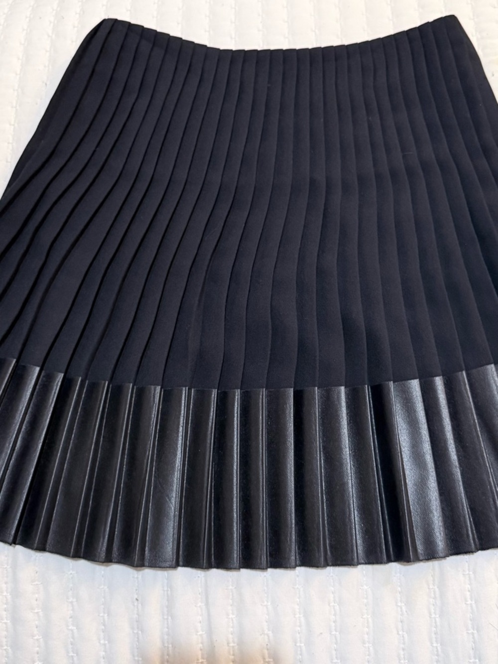 Witchery Pleated Black  Mini Skirt Size 4 US Size 8 Australian
